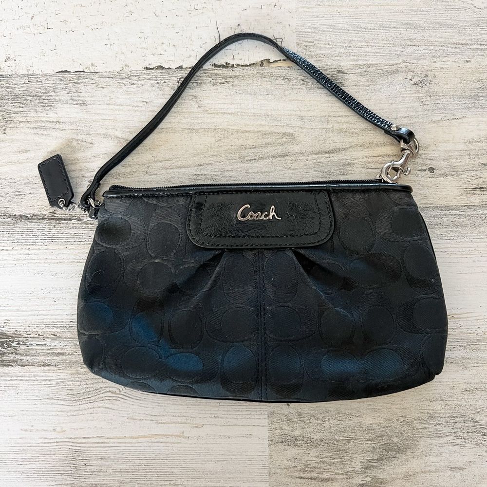 Y2K Coach Signature Logo Black Classic Clutch Wristlet